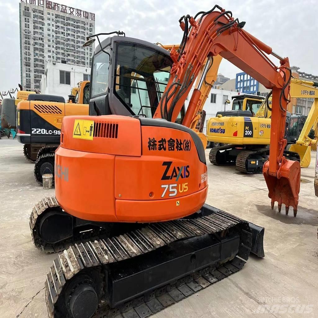 Hitachi ZX 75 Beltegraver