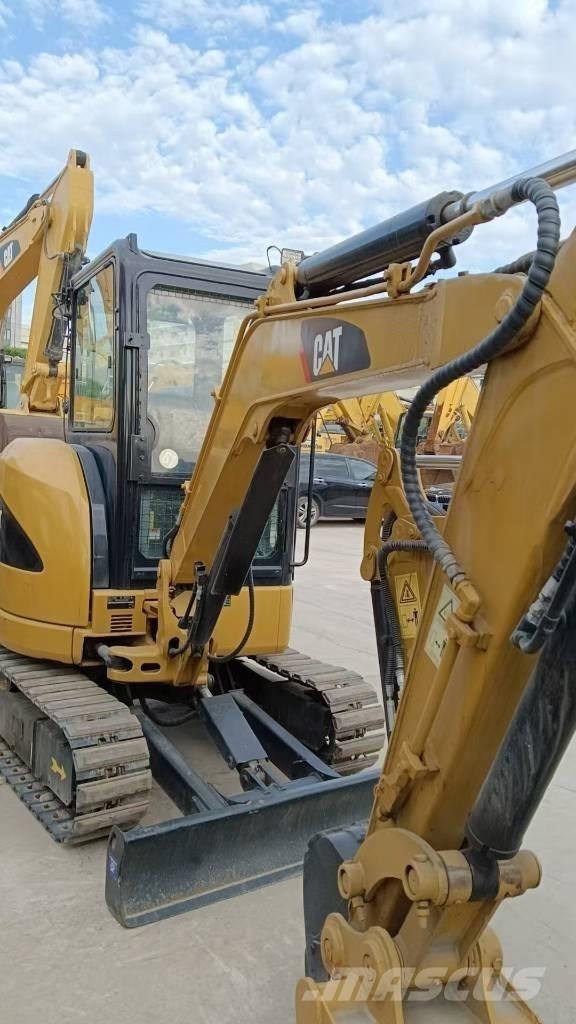 CAT CAT302D Beltegraver