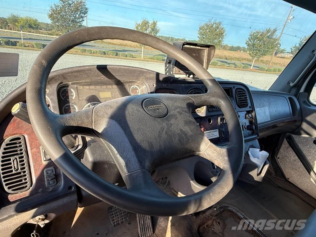 Freightliner M2 Renovasjonsbil