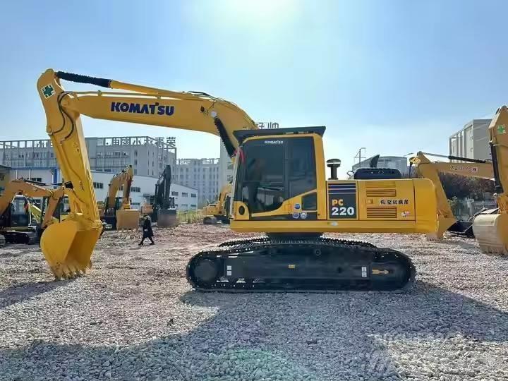 Komatsu PC 220 Beltegraver
