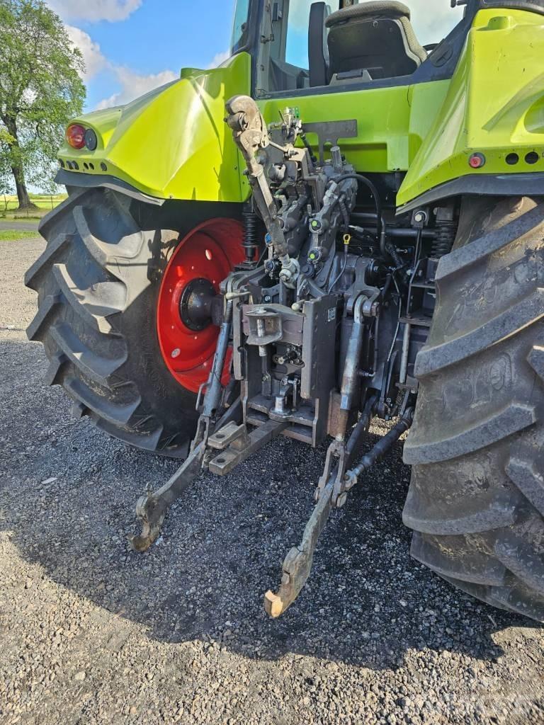 CLAAS ARION 630 CIS Traktorer