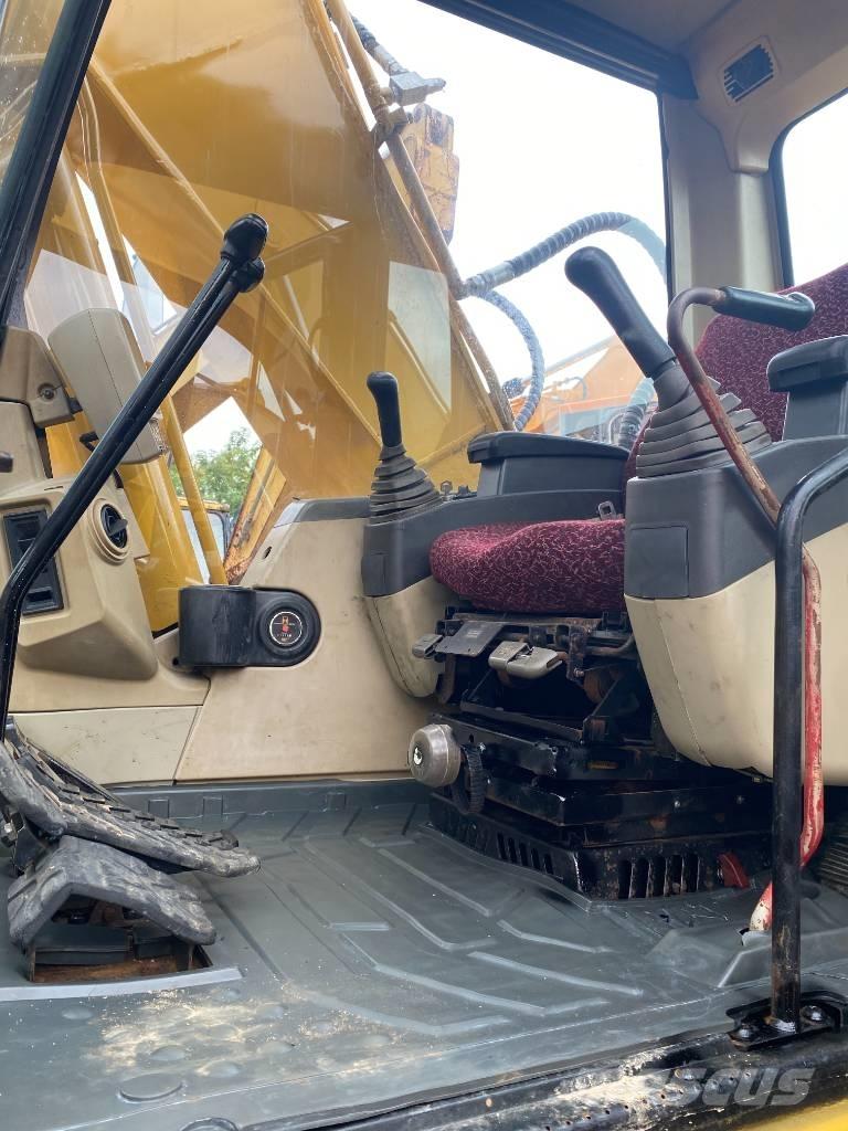 CAT 320 C LC Beltegraver