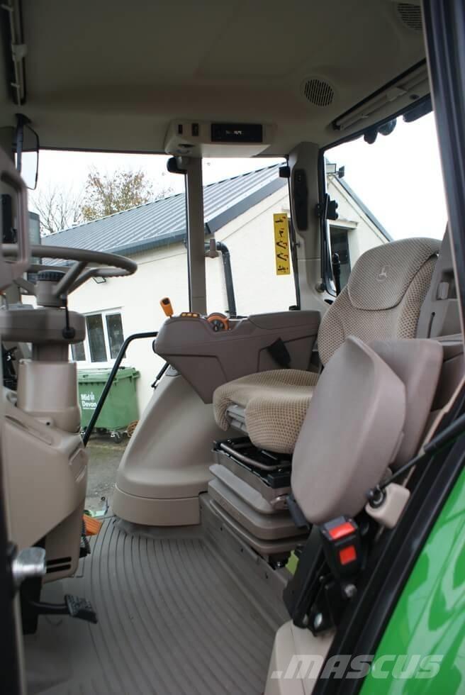 John Deere 6195 M Traktorer