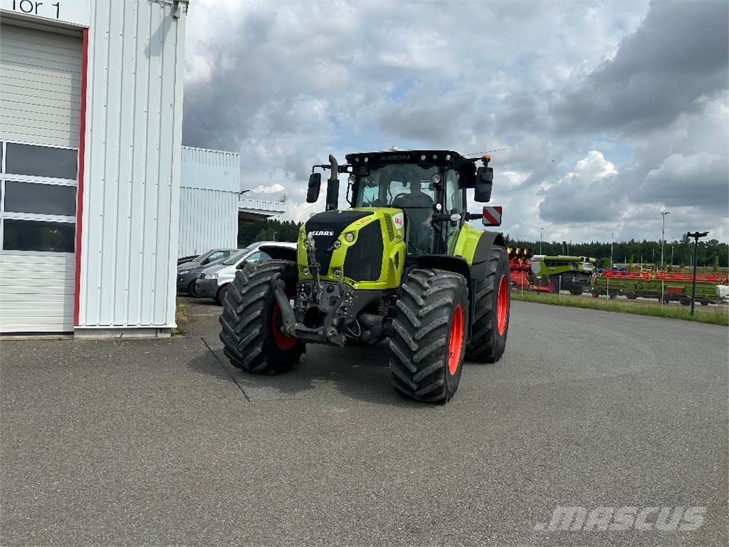 CLAAS Axion 870 Traktorer