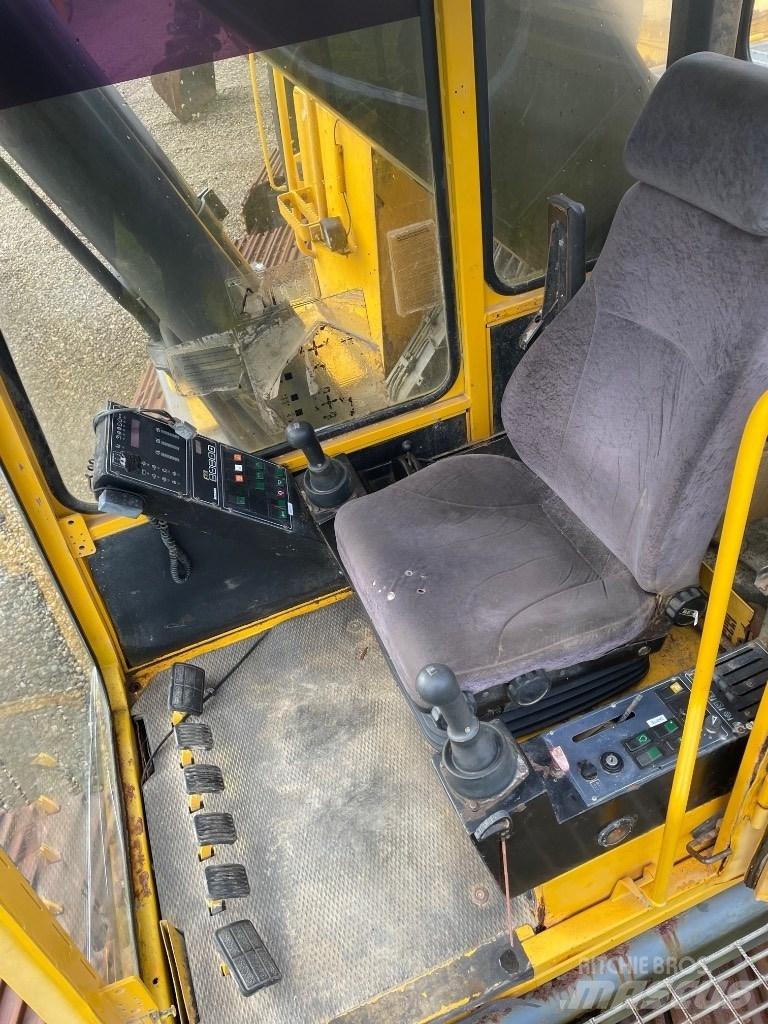 Volvo EC450 Beltegraver