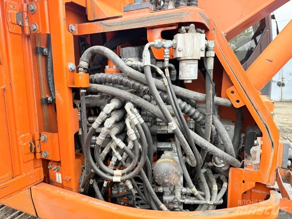 Doosan DX 140 LCR Beltegraver