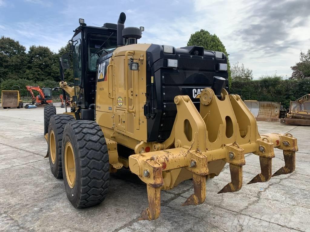 CAT 120 M 2 Veihøvler