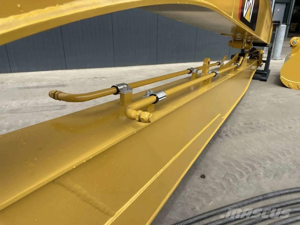 CAT 323F 18m Set Traktorgravere