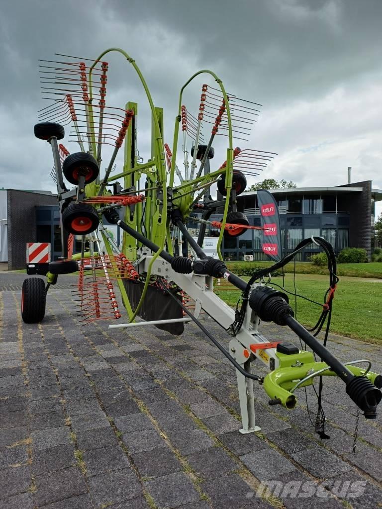 CLAAS Liner 2800 Svanser