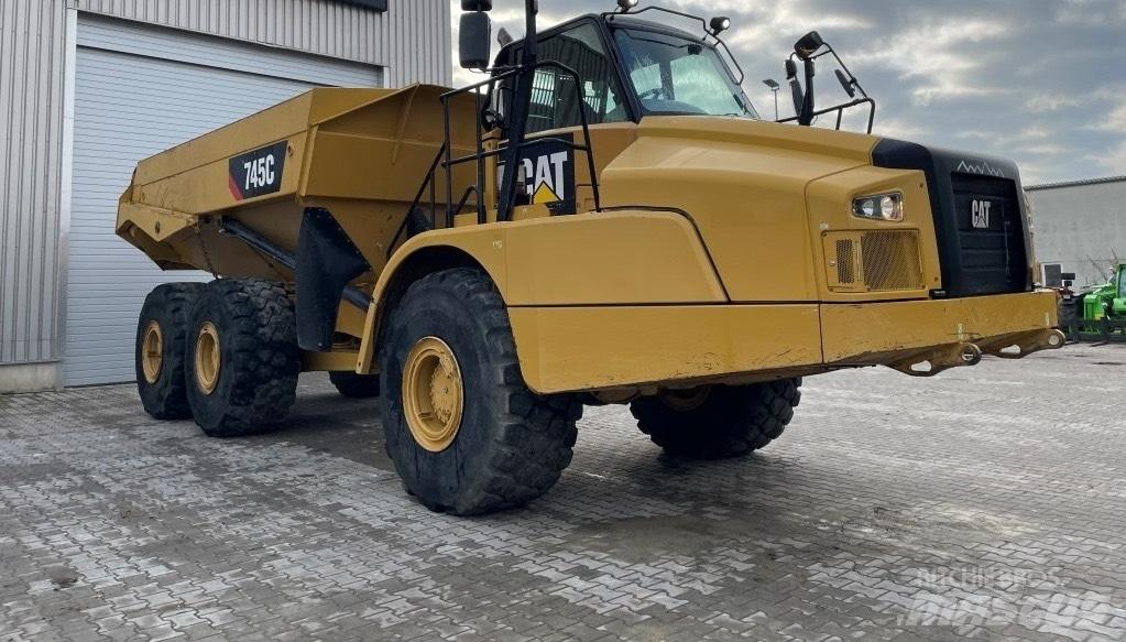 CAT 745 C Rammestyrte Dumpere