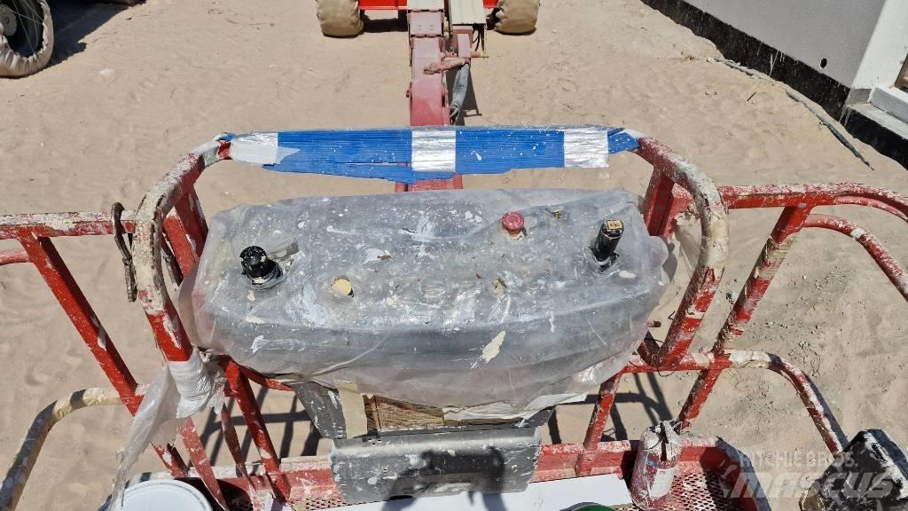 JLG 660SJ Teleskop bomlifter