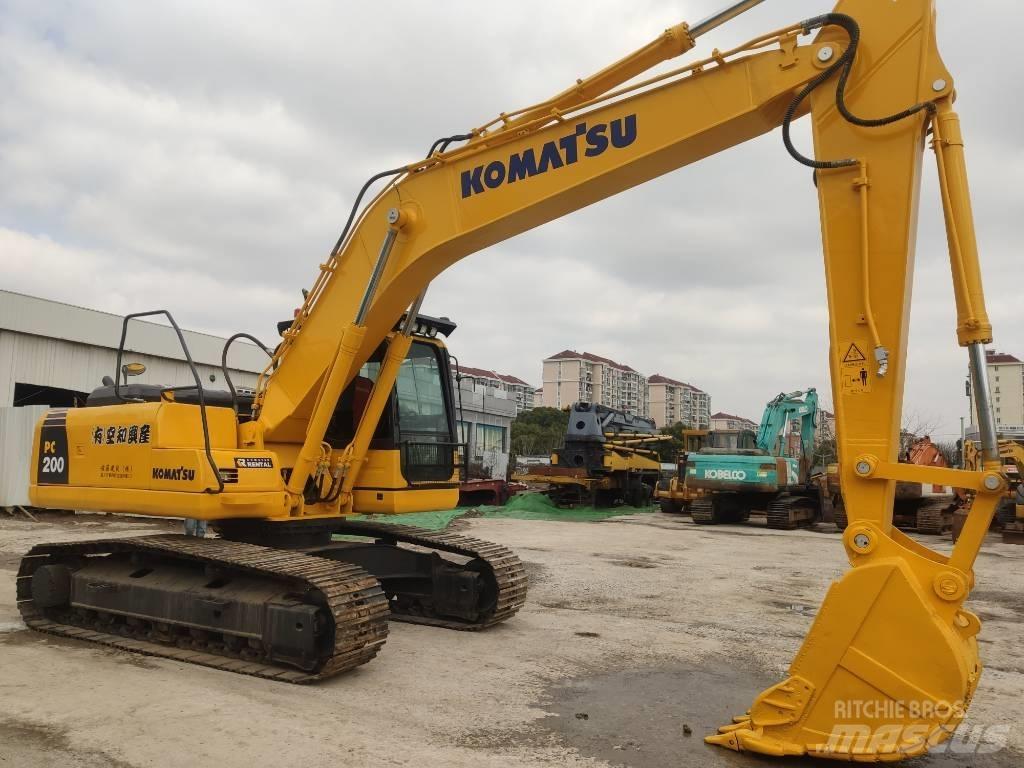 Komatsu PC 200-8 Midigravere 7 - 12t