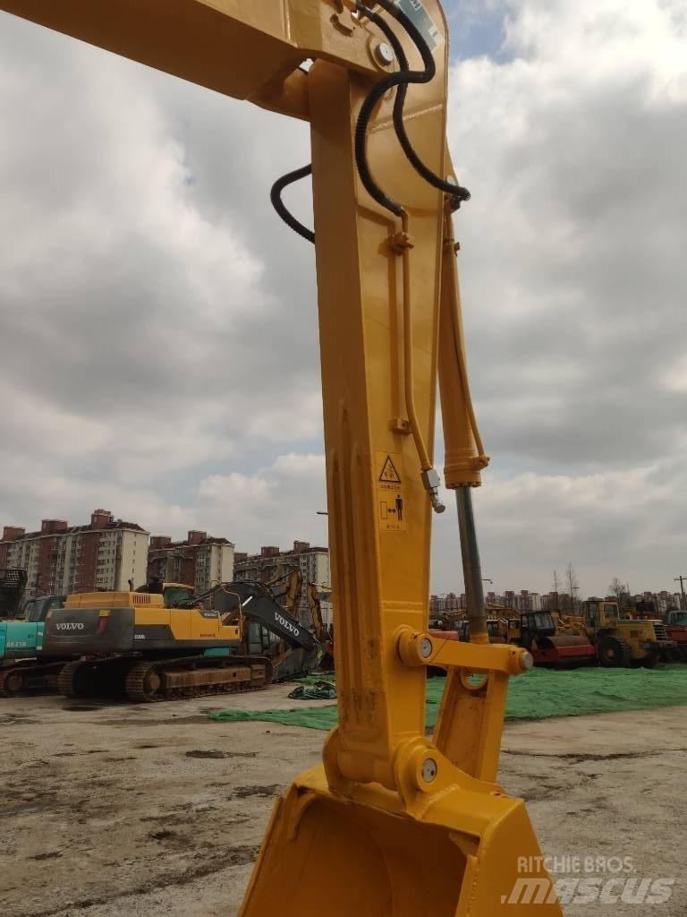 Komatsu PC 200-8 Midigravere 7 - 12t