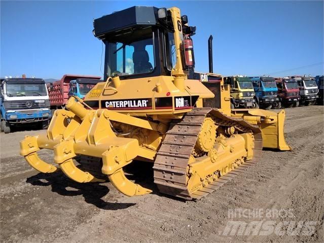 CAT D 6 M Dozere Beltegående