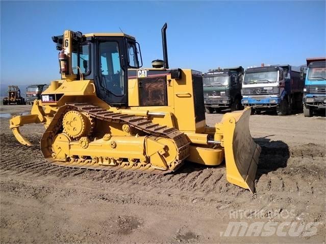 CAT D 6 M Dozere Beltegående