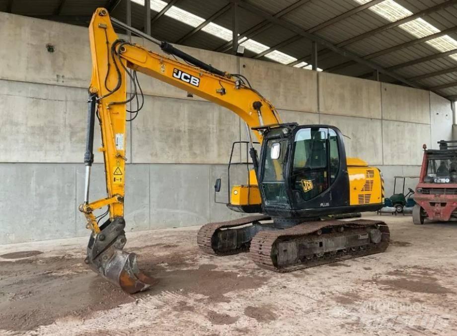 JCB JS 130 LC Beltegraver