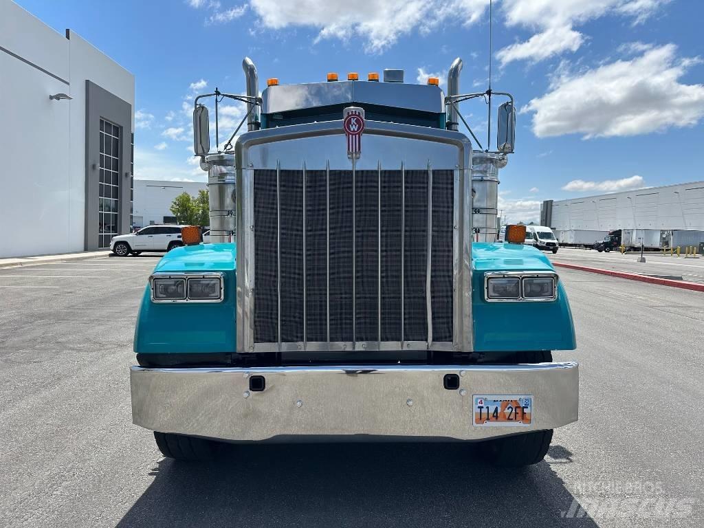 Kenworth W 900 Trekkvogner