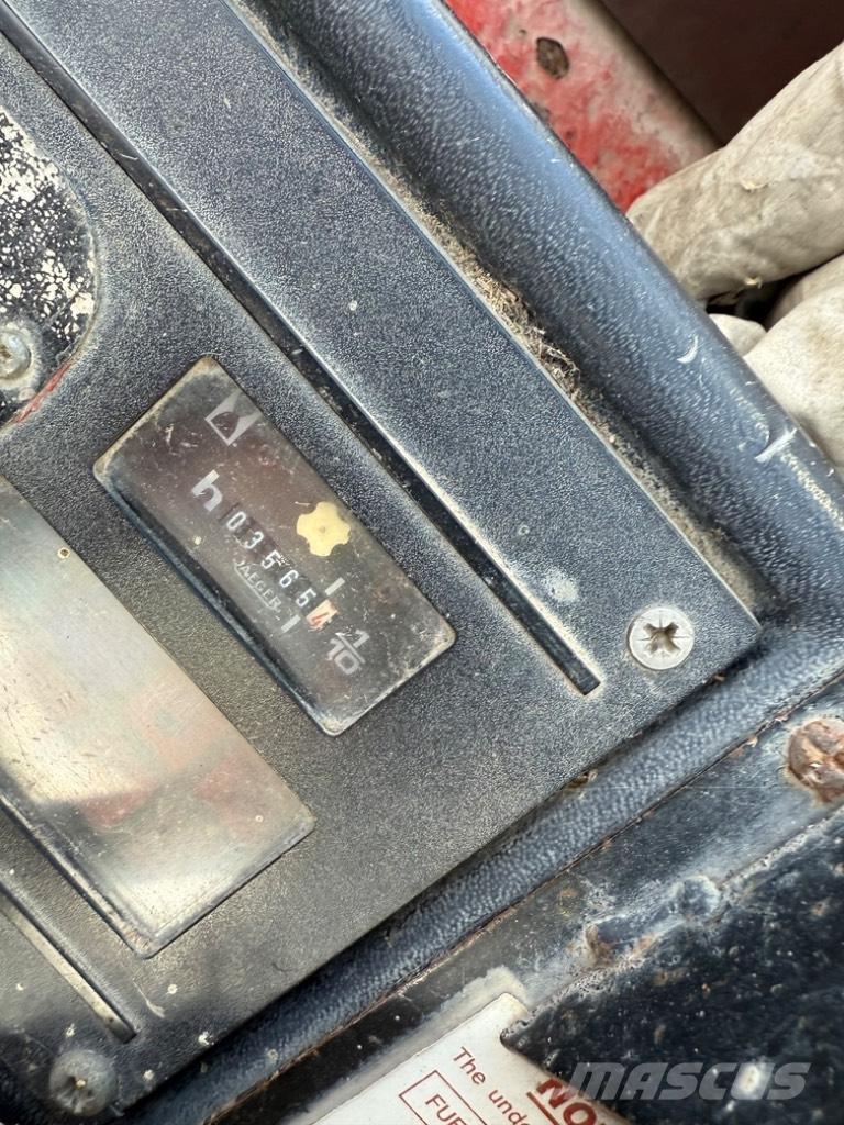 Manitou BT 420 Teleskoplastere