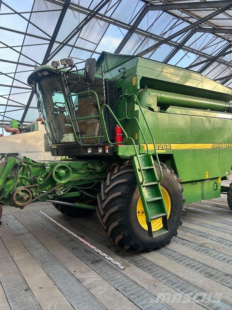 John Deere 2264 Skurtreskere