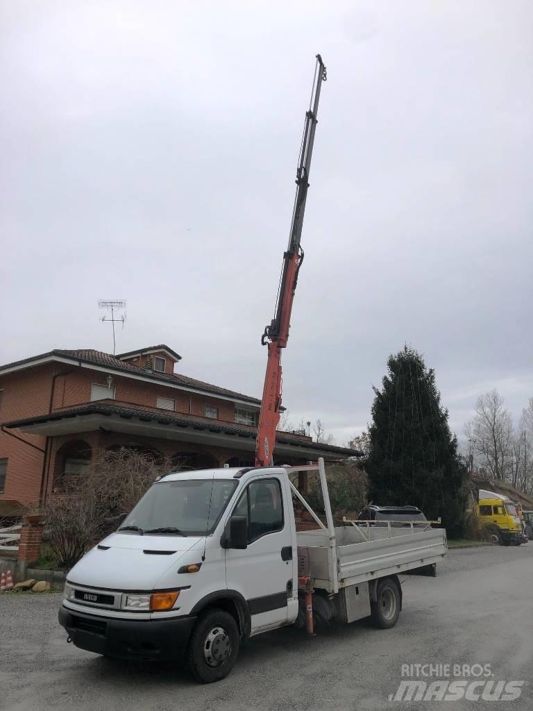 Iveco Daily 35-130 Skapbiler
