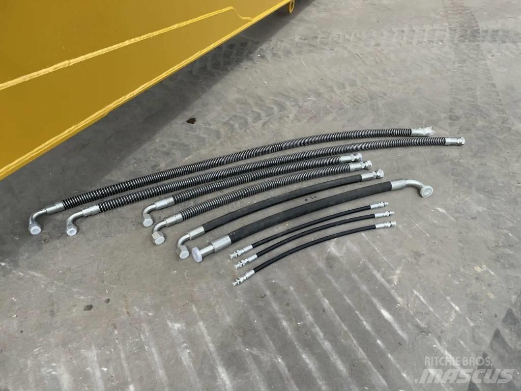 CAT 323 NG 15m Set Traktorgravere