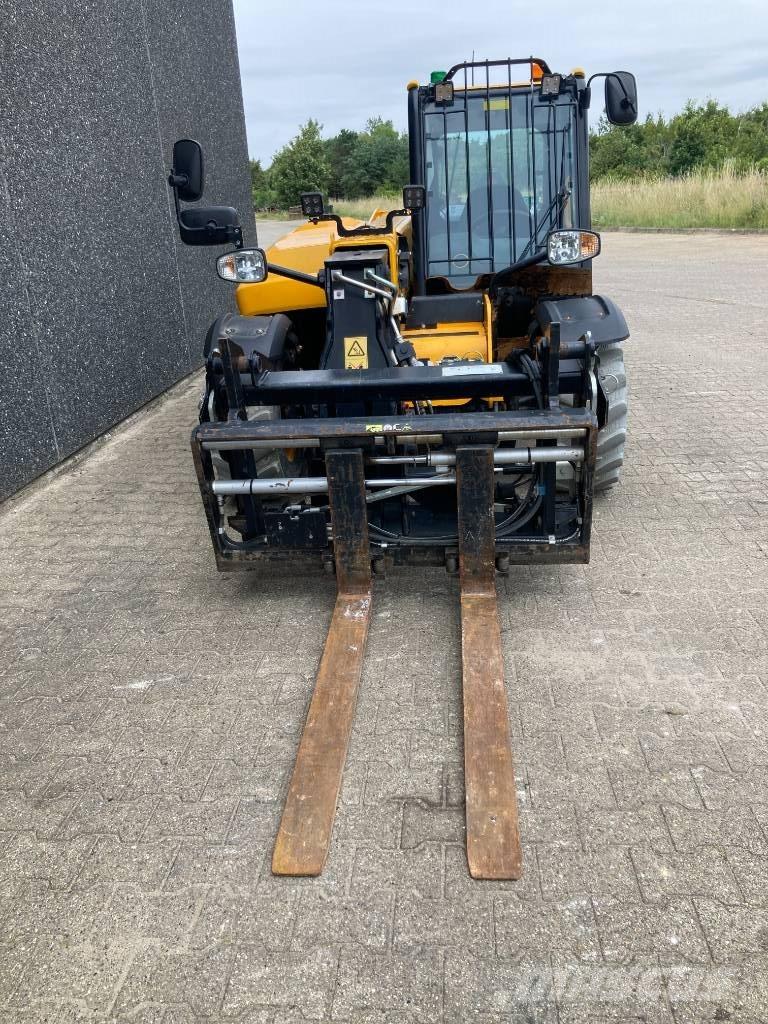 JCB 525-60 E Teleskoplastere