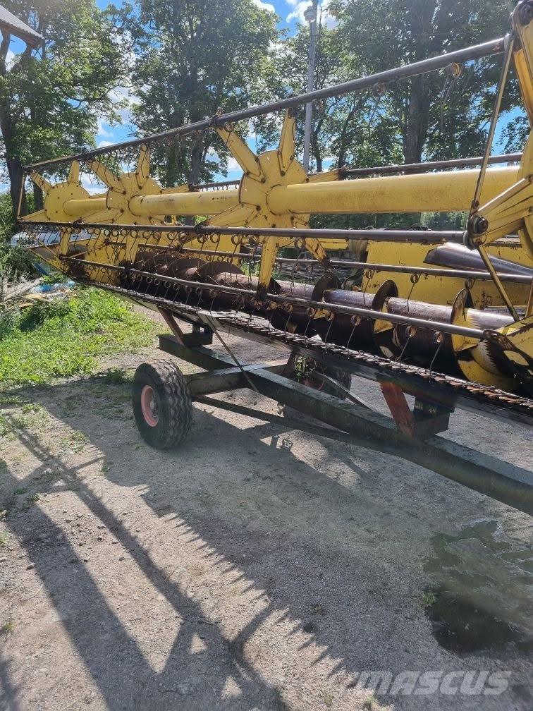 New Holland 8070, 20” Skurtreskere