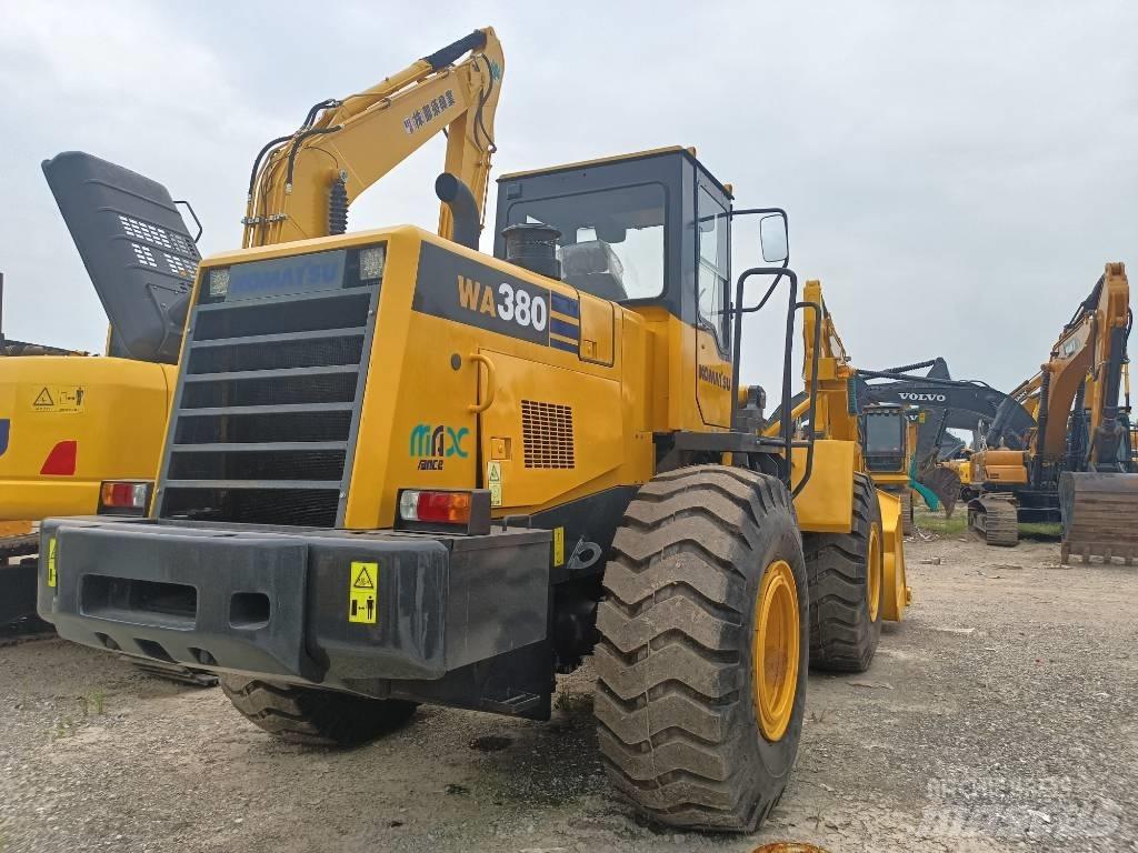 Komatsu WA 380 Hjullastere