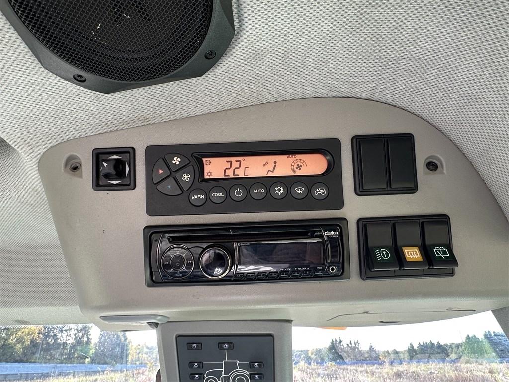 CLAAS Axion 840 Traktorer