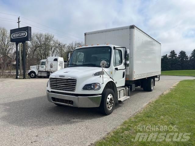 Freightliner M2106 Skapbiler