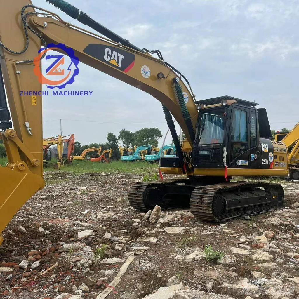 CAT 320 D2 Beltegraver