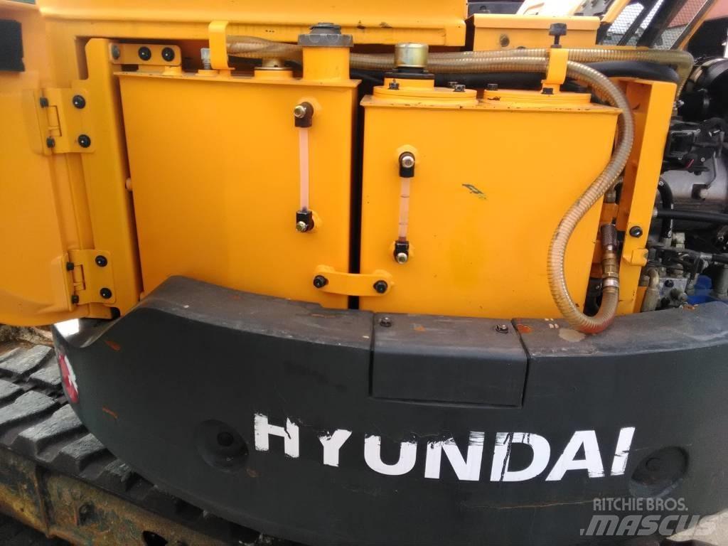 Hyundai 80 CR9-A Beltegraver