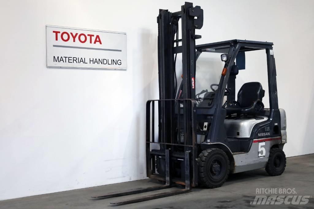 Nissan FLO1A15 Diesel Trucker