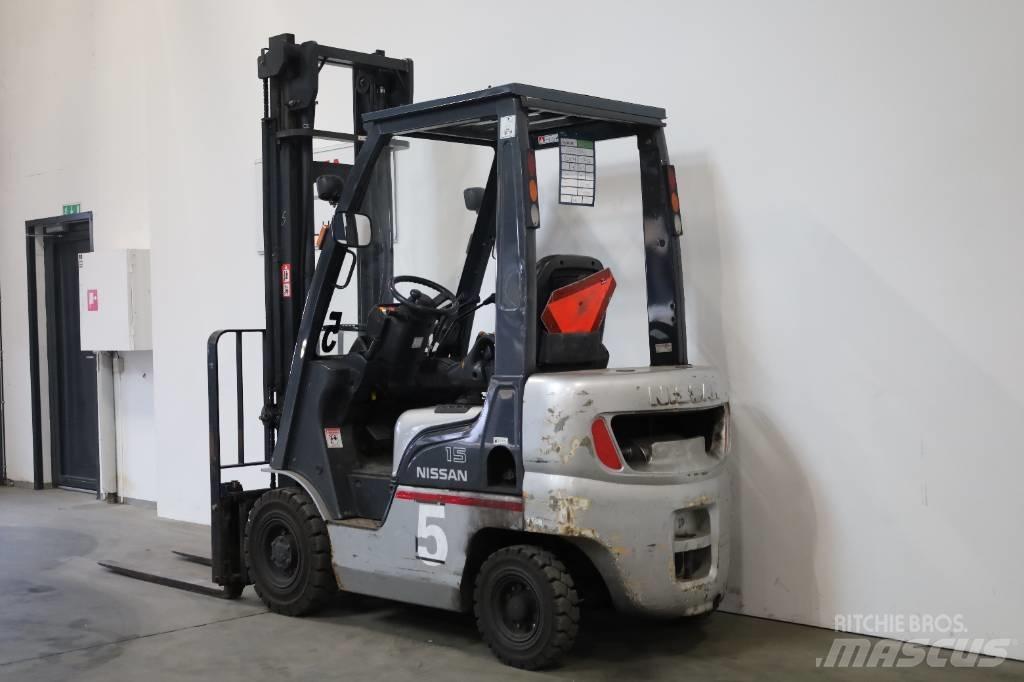 Nissan FLO1A15 Diesel Trucker