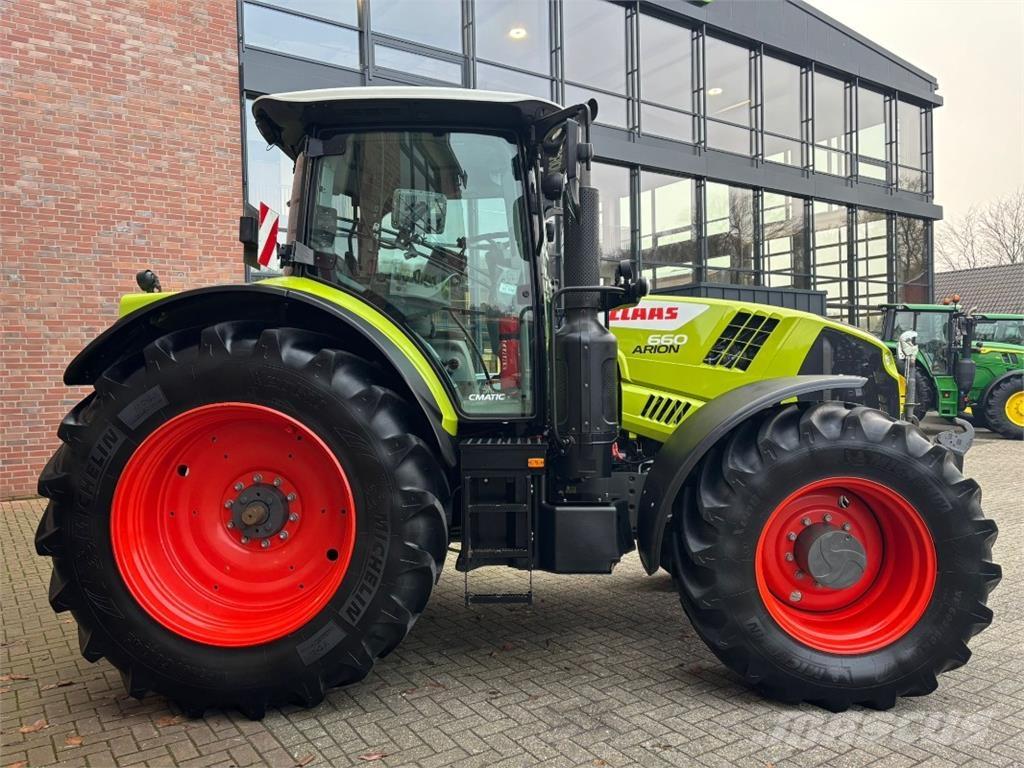 CLAAS Arion 660 Traktorer