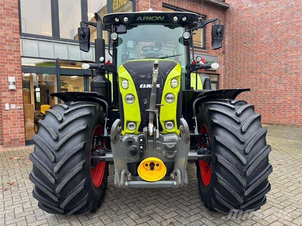 CLAAS Arion 660 Traktorer