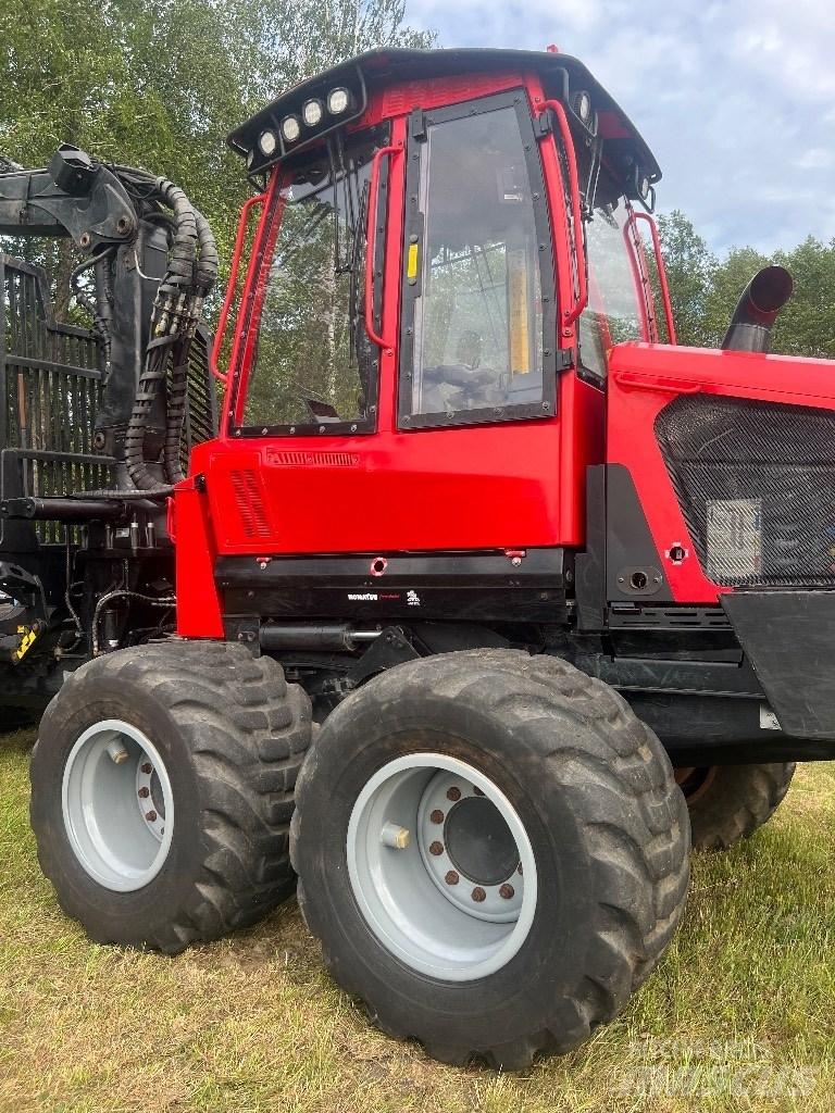 Komatsu 835 Lassbærere