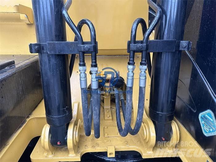 CAT 313D2GC Midigravere 7 - 12t