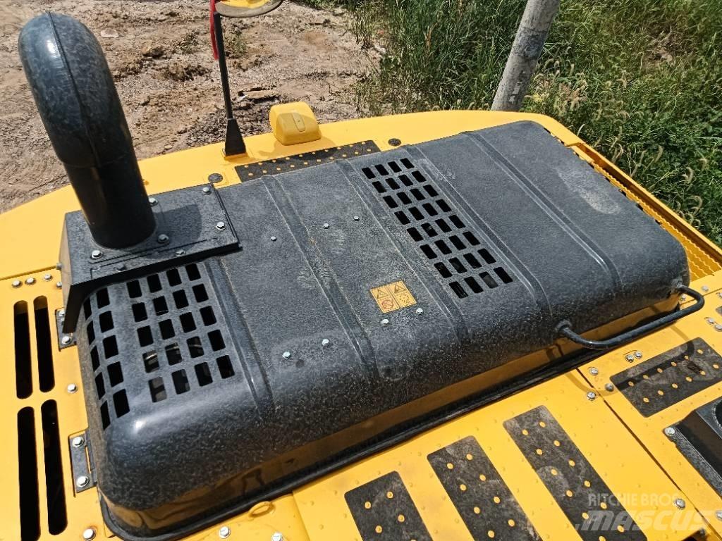 Komatsu PC 240 Beltegraver