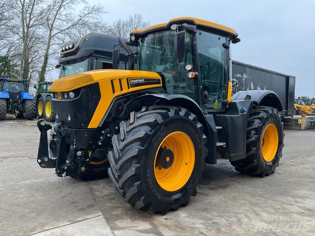 JCB Fastrac 4220 Traktorer