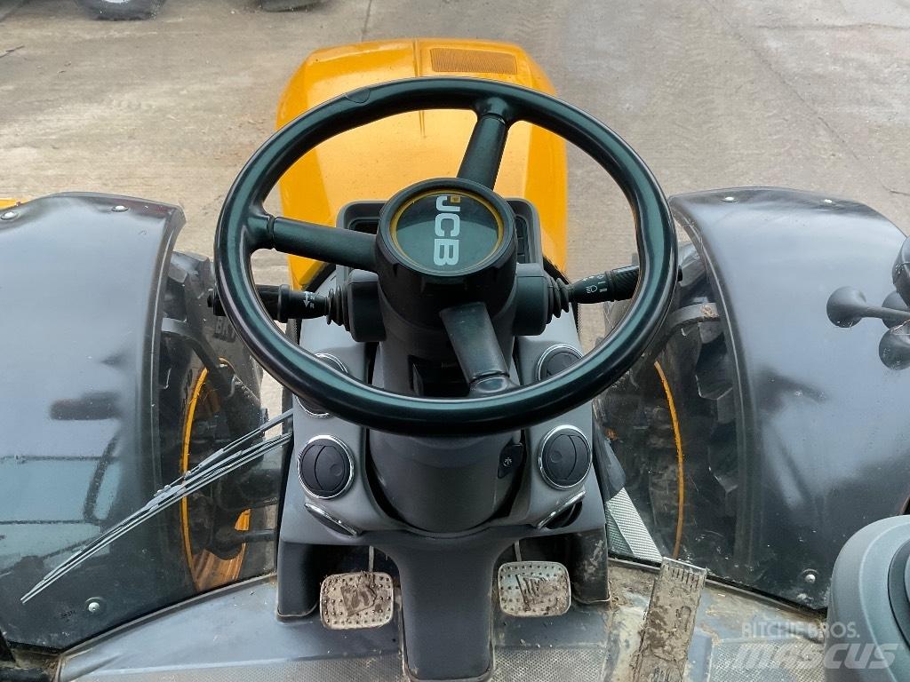 JCB Fastrac 4220 Traktorer