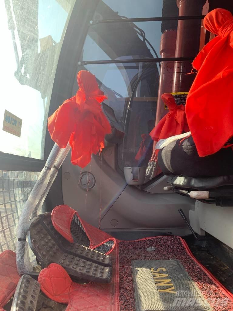Hitachi ZX 200 Beltegraver