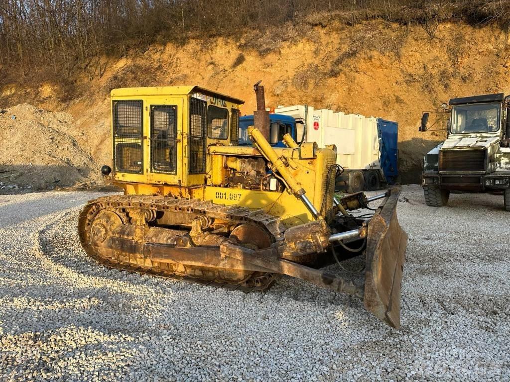 CAT D 6 C Dozere Beltegående