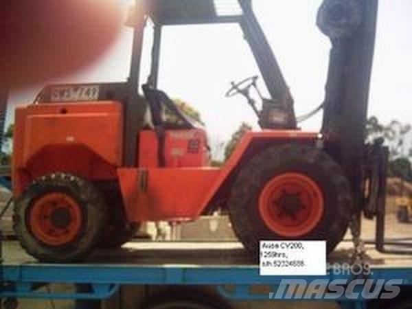 Ausa CV200 Terrenggående gaffeltruck