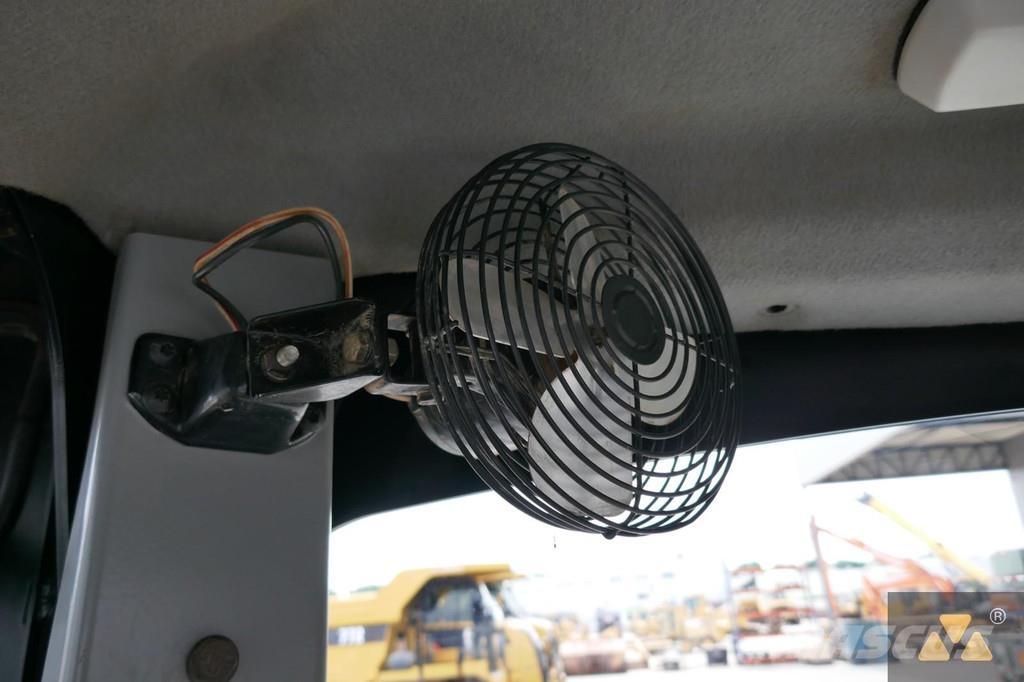 CAT 160M3 Veihøvler