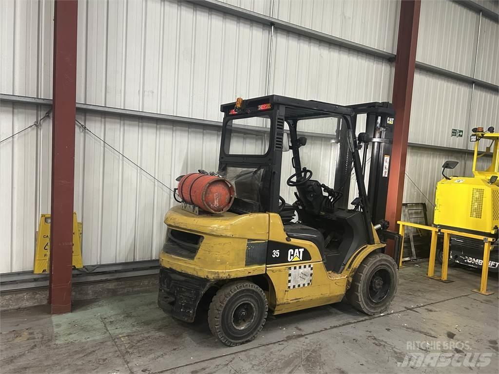 CAT GP35NT Propan trucker