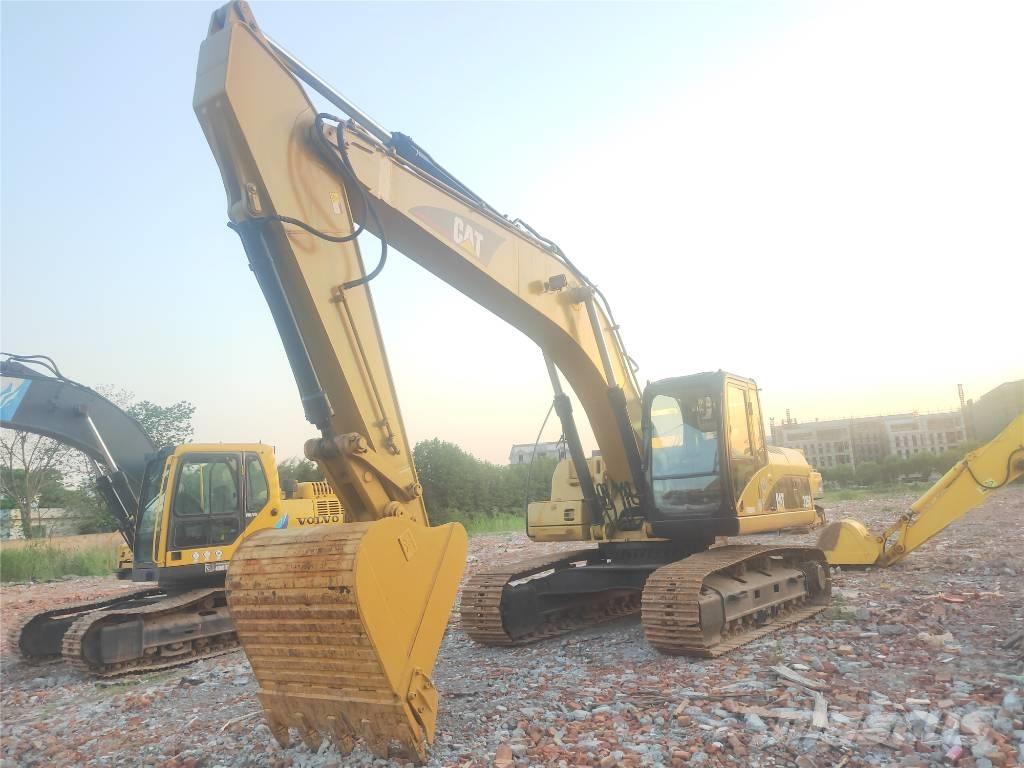 CAT 325C Beltegraver