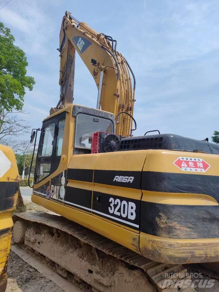 CAT 320 B Beltegraver