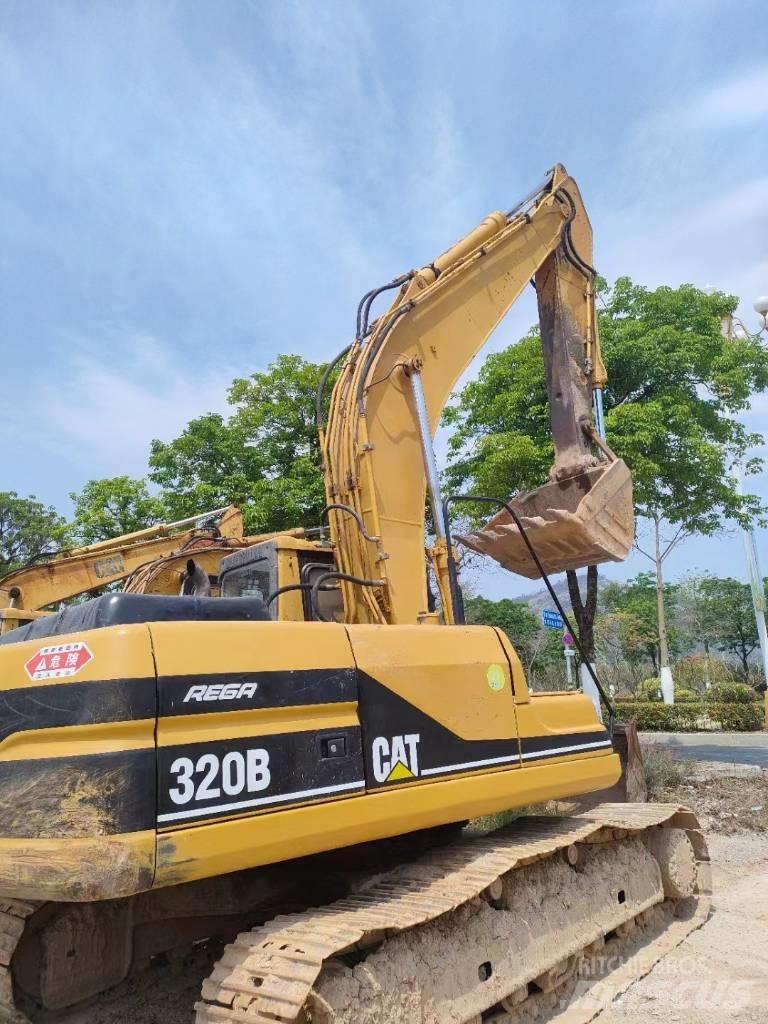 CAT 320 B Beltegraver