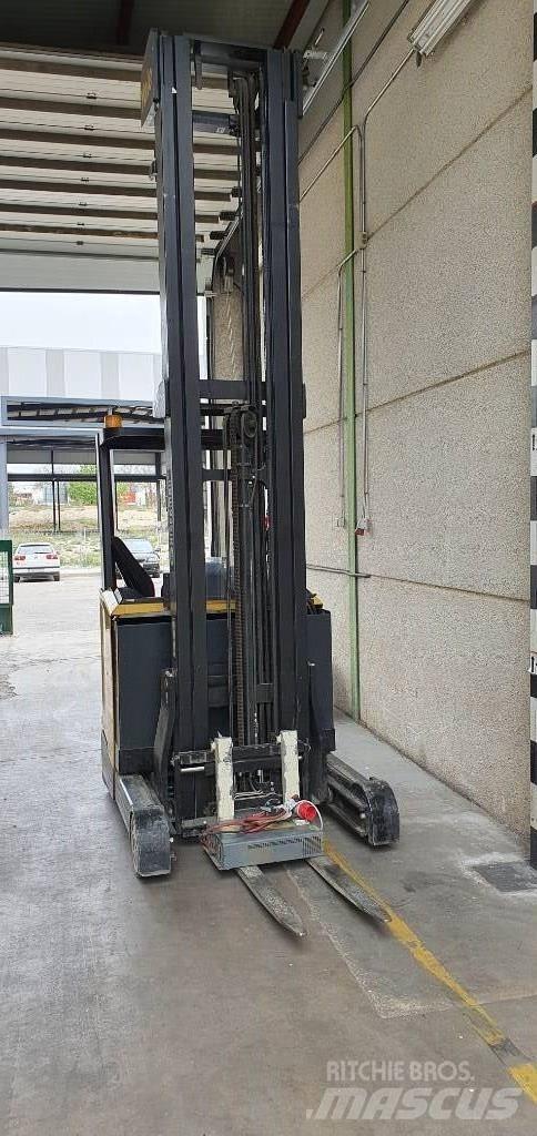 Yale MR14 Skyvemasttruck